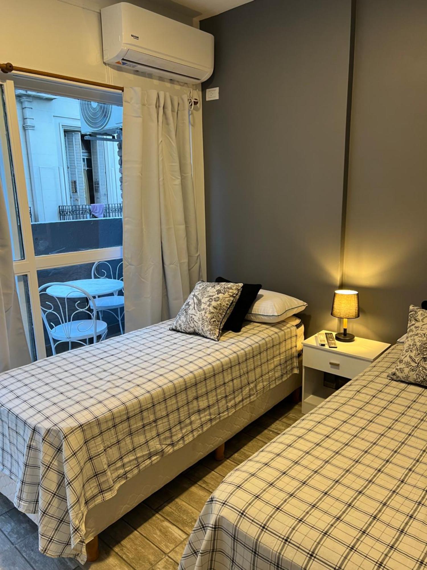 Congreso Boutique Con Balcon Parisino Appartamento Buenos Aires